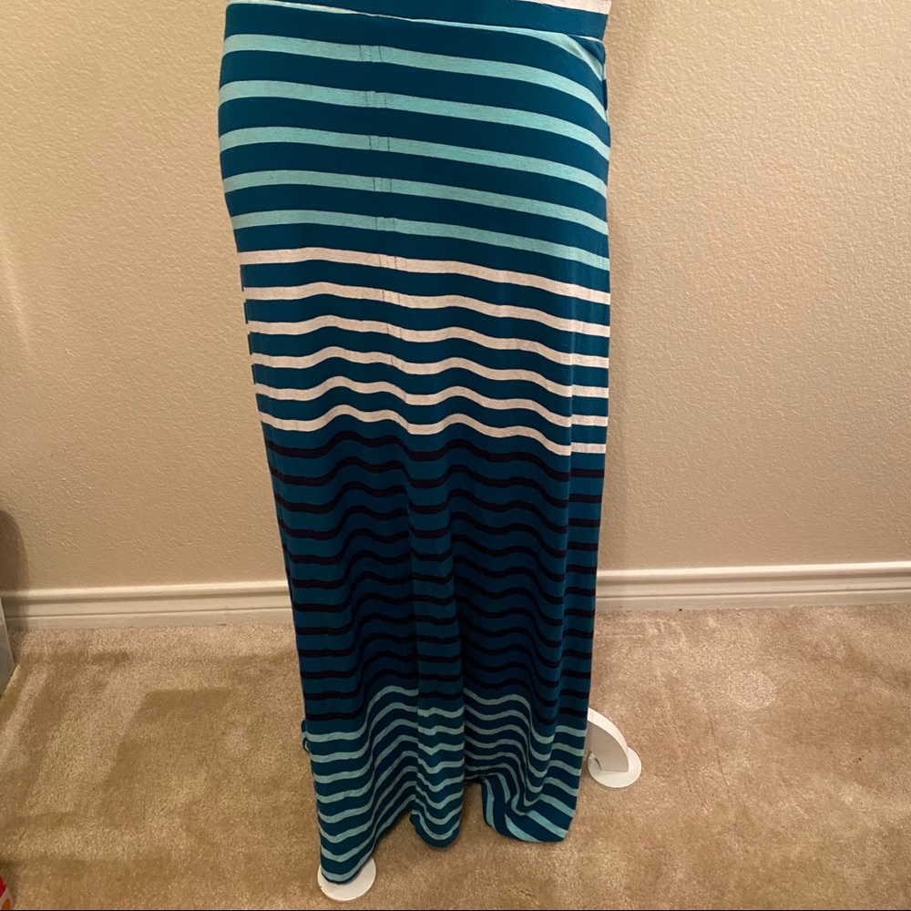New York & Company Blue Gradient Striped High Slit Rayon Maxi Skirt Medium